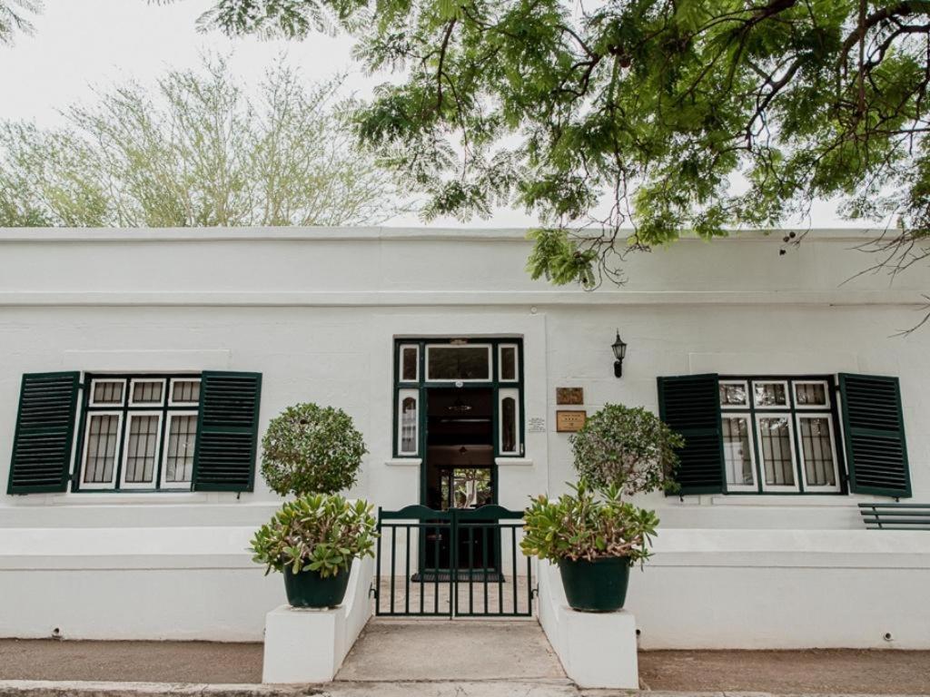 Cypress Cottage Graaff-Reinet エクステリア 写真